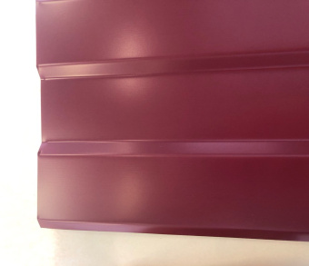 винно-красный